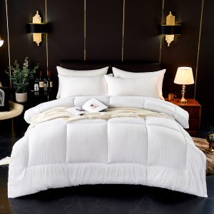 ComfyWell Single Duvet – Plain Quilt Comforter Bedspreads, Coverlets & Sets, 1 Pillowcases Warm and Anti Allergy All Season Coverless Duvet, Throws For Bed. (Single (135x200cm)